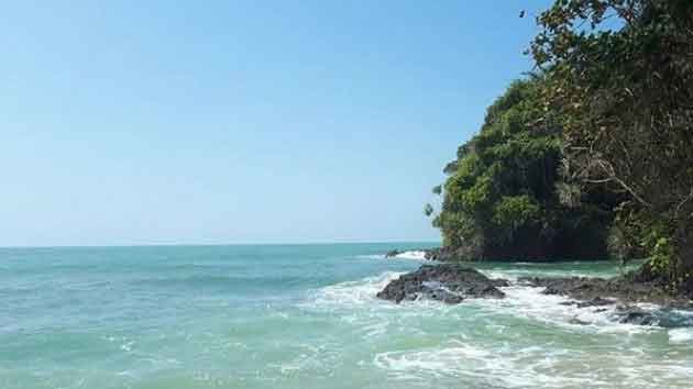 Rahasia Bukit yang Menyimpan Senyum di Cilacap